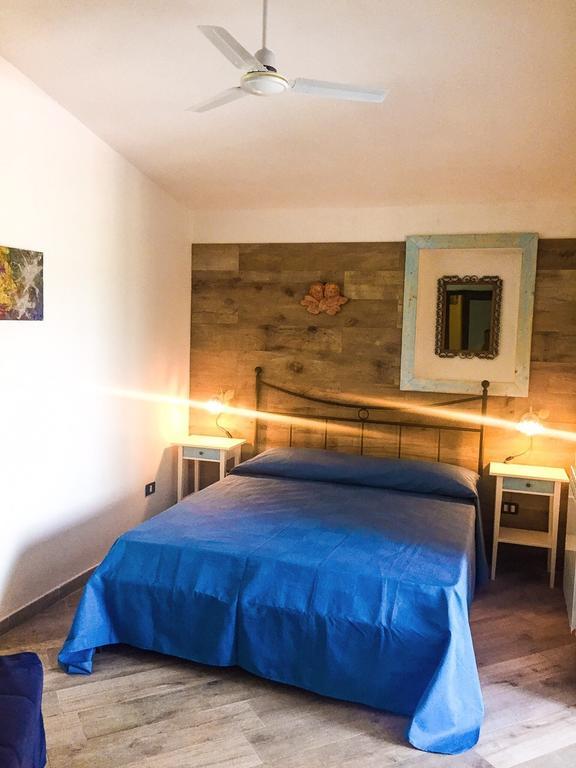 Bed and Breakfast Casale Degli Angeli Vieste Zimmer foto